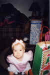 Megan's 2nd Christmas12 THE SNOOT.jpg (68847 bytes)